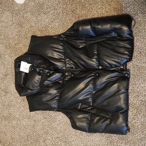 Love Tree Black Puffer Vest